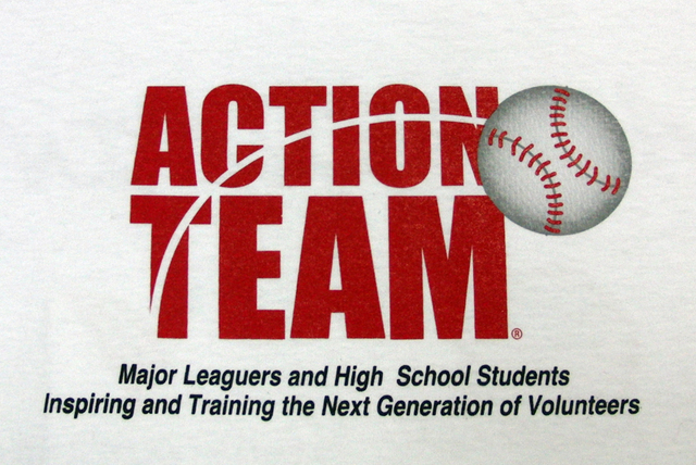 mlb03.jpg